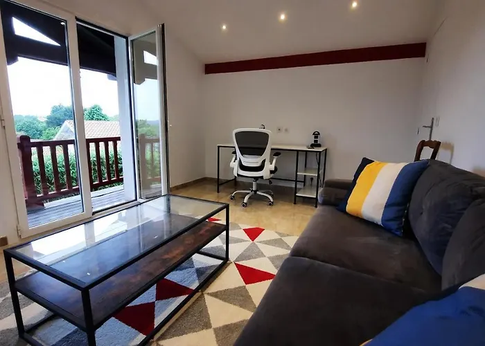 L'etape Basque Bed & Breakfast 4*